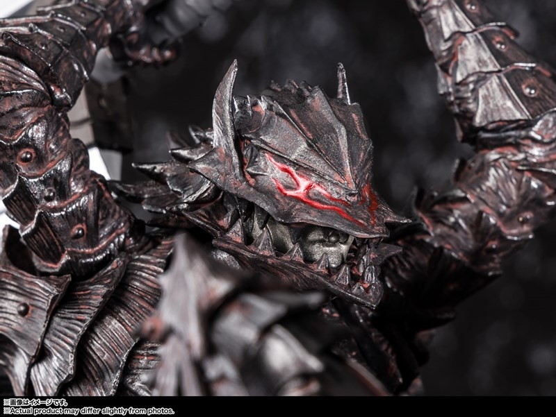 ベルセルク「Figuarts Zero Touche Métallique ガッツ(狂戦士の甲冑)」のフィギュア画像