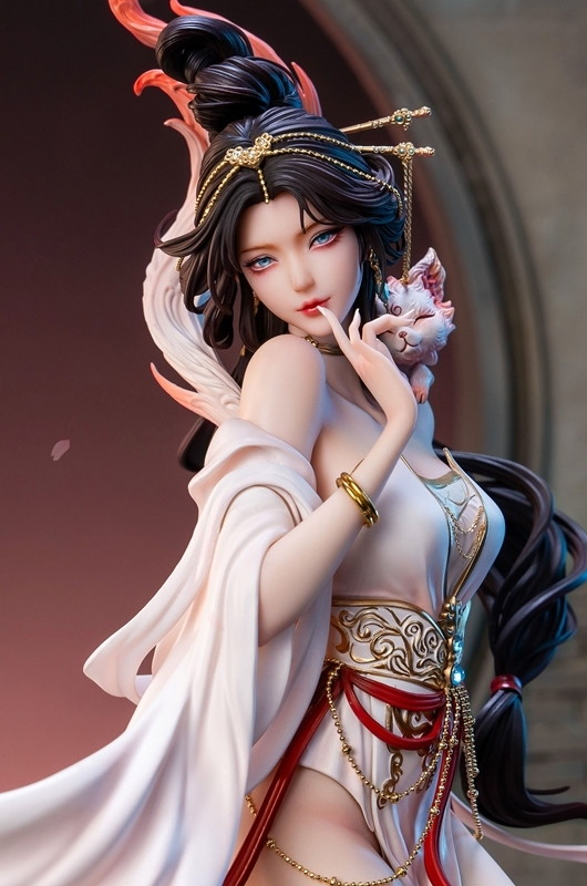 「New Era×糖王周毅(シユウキ) 霊尾の契約・妖狐の九ちゃん」のフィギュア画像