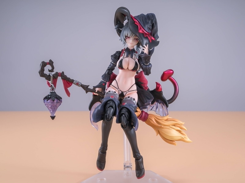 「見習魔女・星川猫猫 黒髪Ver.」のフィギュア画像