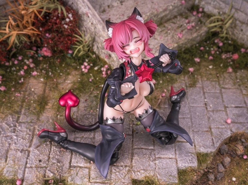 「見習魔女・星川猫猫 赤髪Ver.」のフィギュア画像