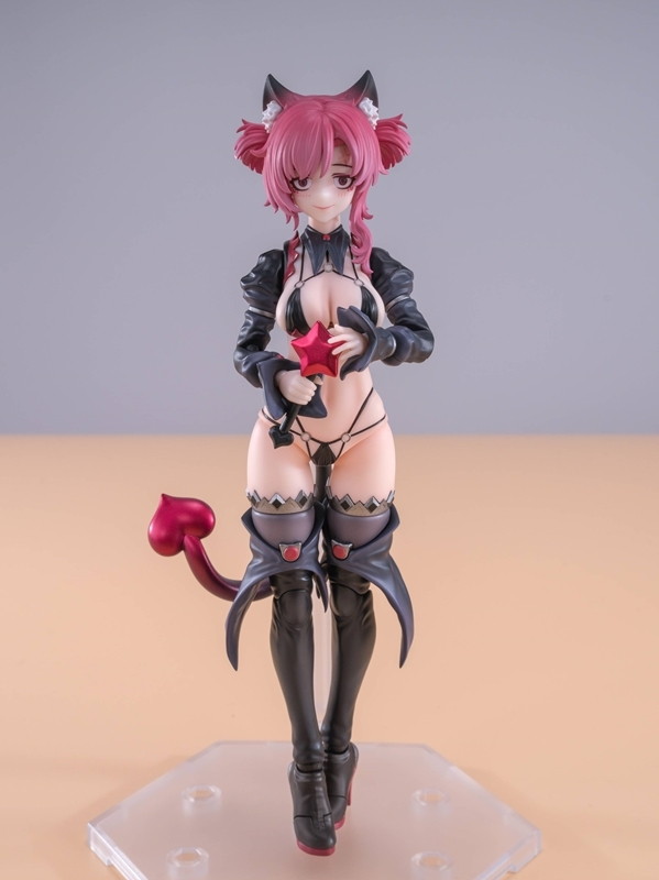 「見習魔女・星川猫猫 赤髪Ver.」のフィギュア画像