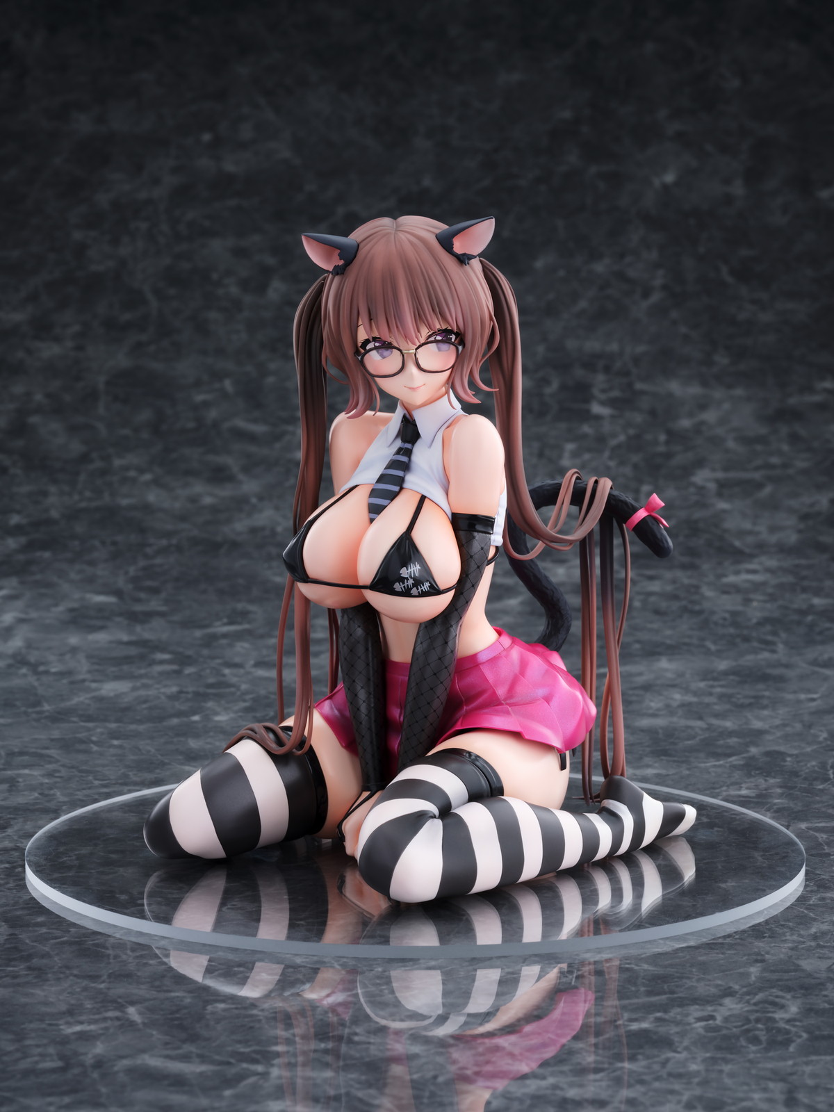 「いたずら猫-miumiu- illustrated by 魔太郎」のフィギュア画像