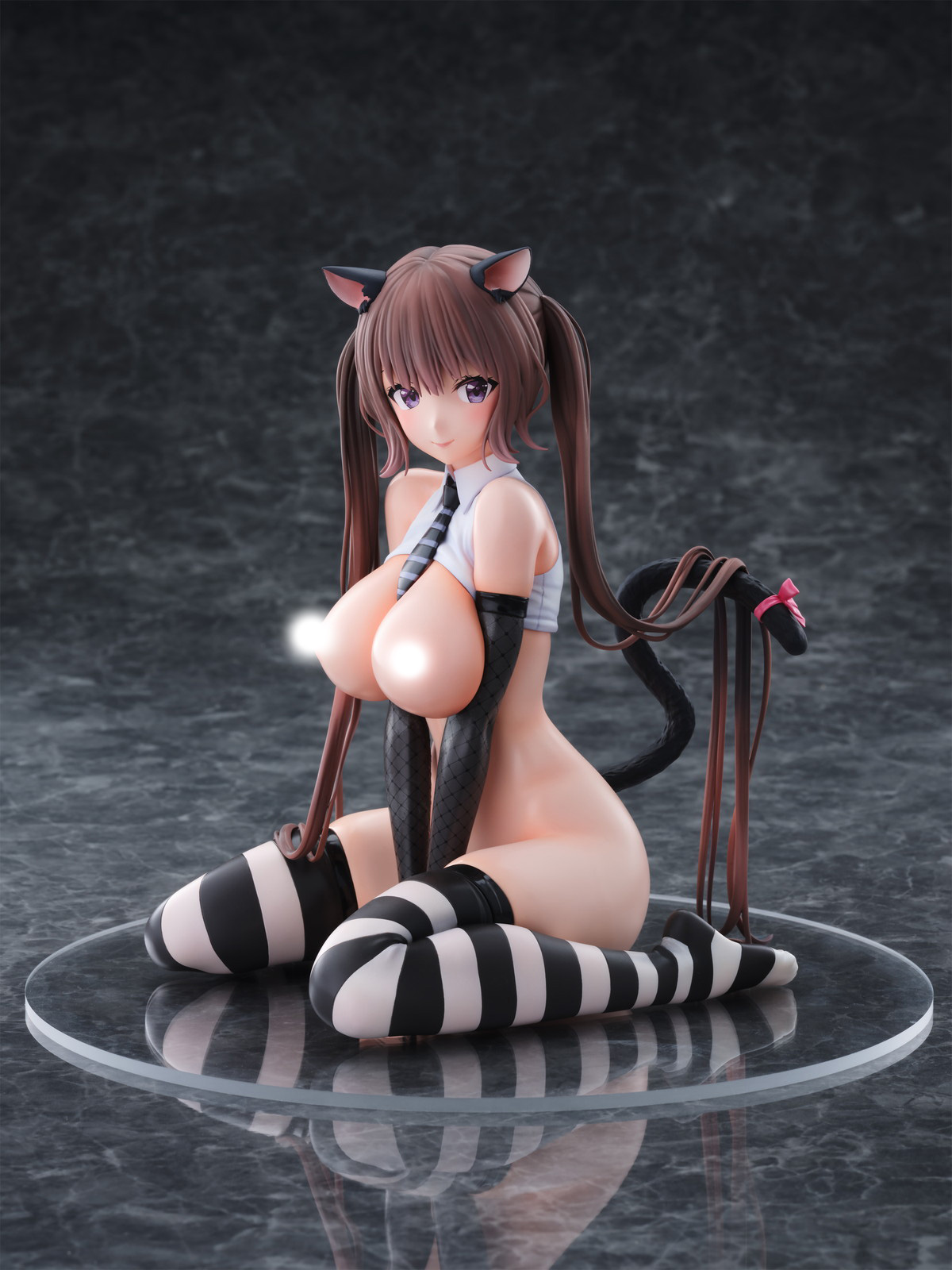 「いたずら猫-miumiu- illustrated by 魔太郎」のフィギュア画像