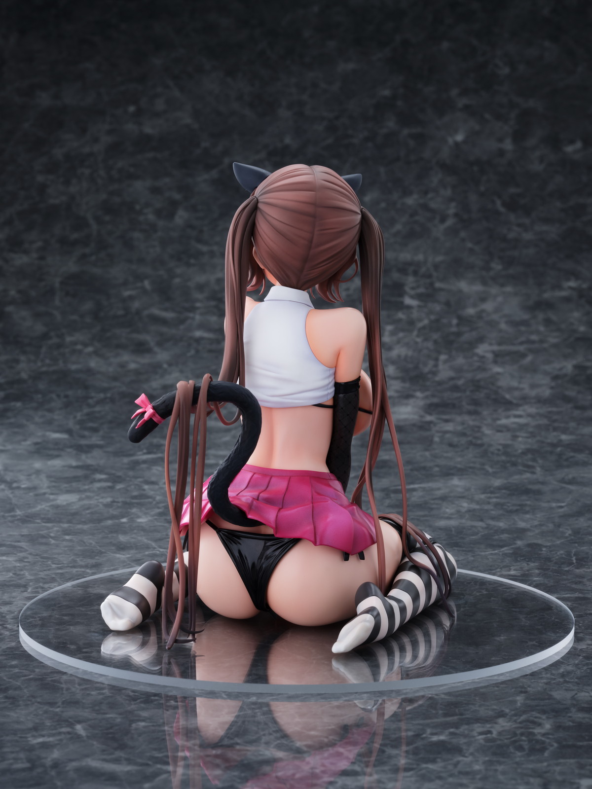 「いたずら猫-miumiu- illustrated by 魔太郎」のフィギュア画像