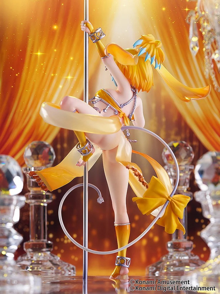 ボンバーガール「パイン ベリーダンスver.」のフィギュア画像