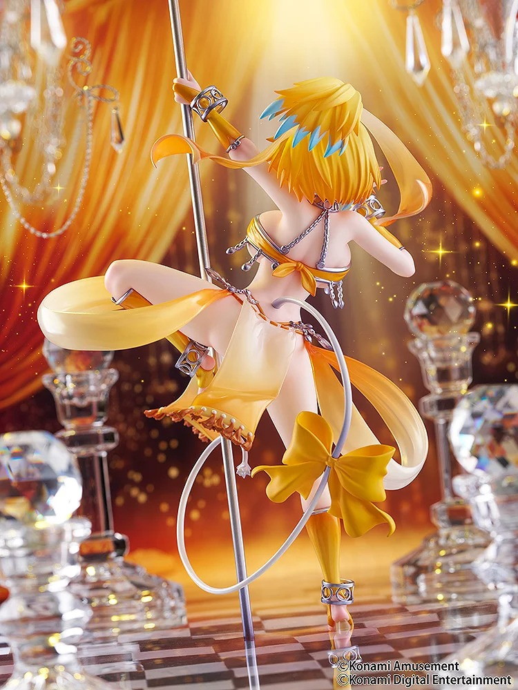 ボンバーガール「パイン ベリーダンスver.」のフィギュア画像