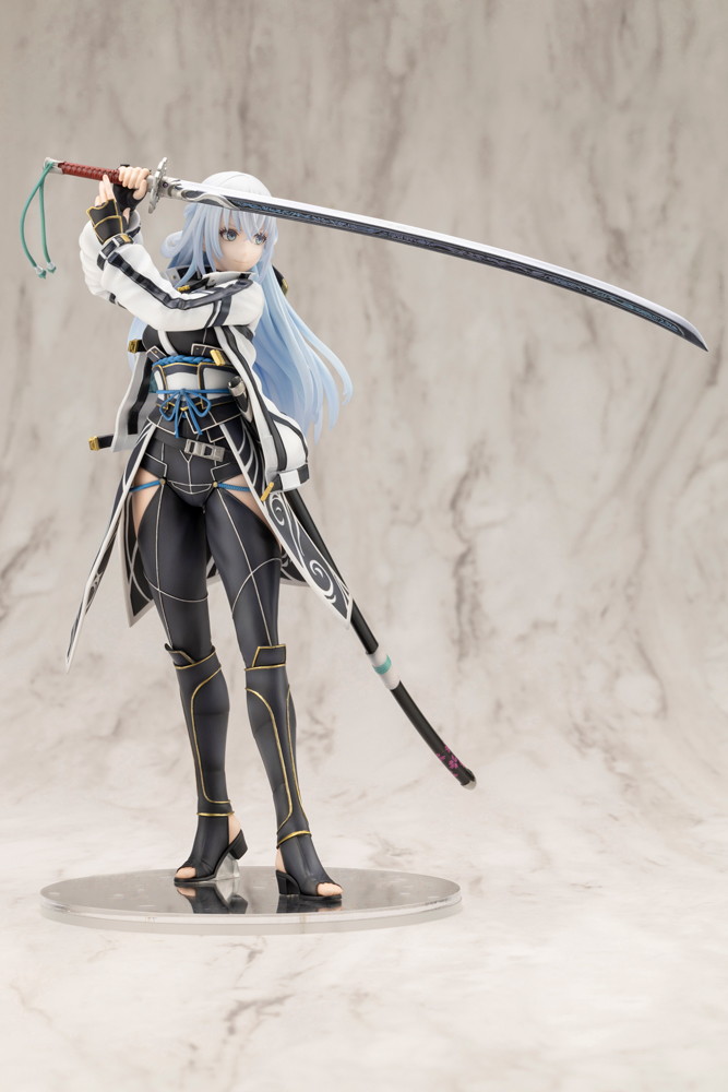 軌跡シリーズ「シズナ・レム・ミスルギ」のフィギュア画像
