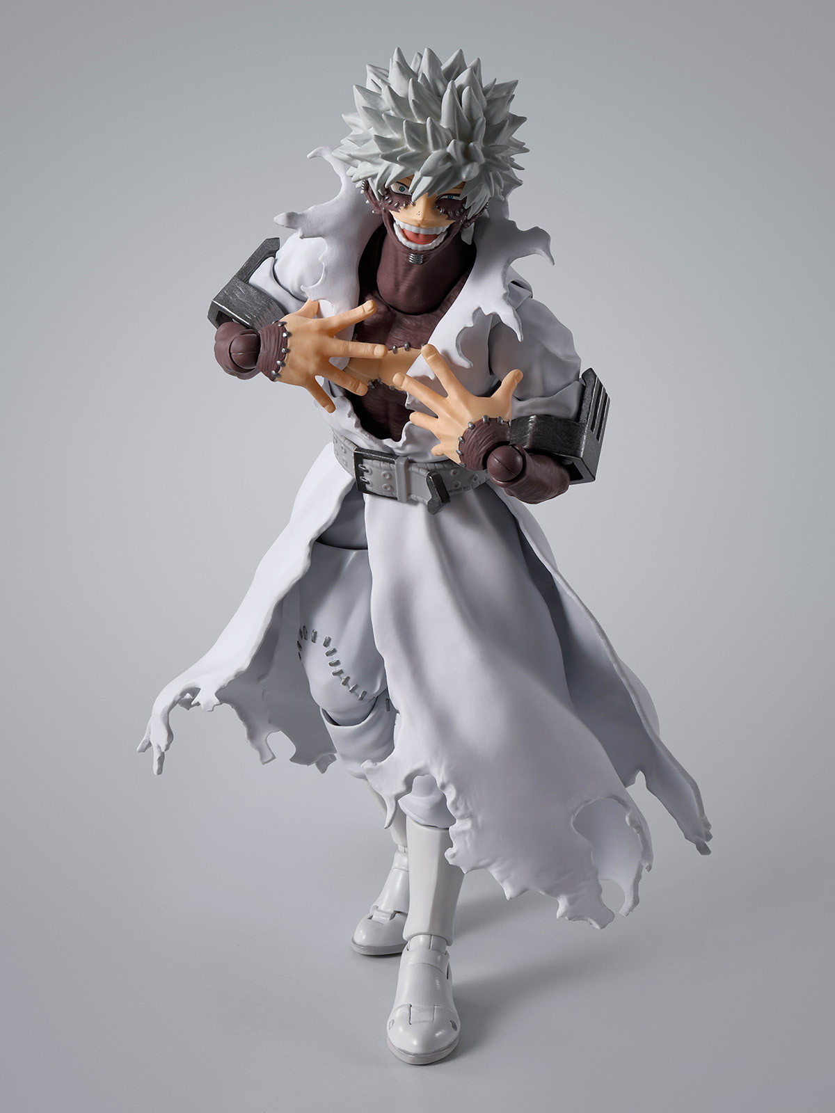 僕のヒーローアカデミア「S.H.Figuarts 荼毘」のフィギュア画像