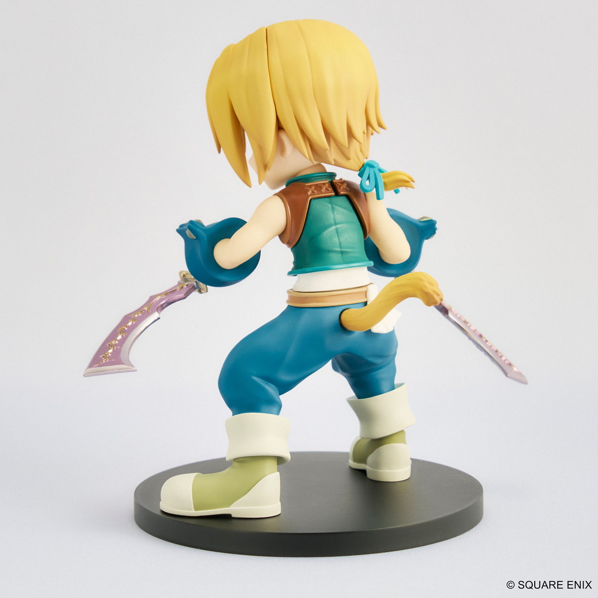 ファイナルファンタジーIX「アドラブルアーツ ジタン・トライバル」のフィギュア画像