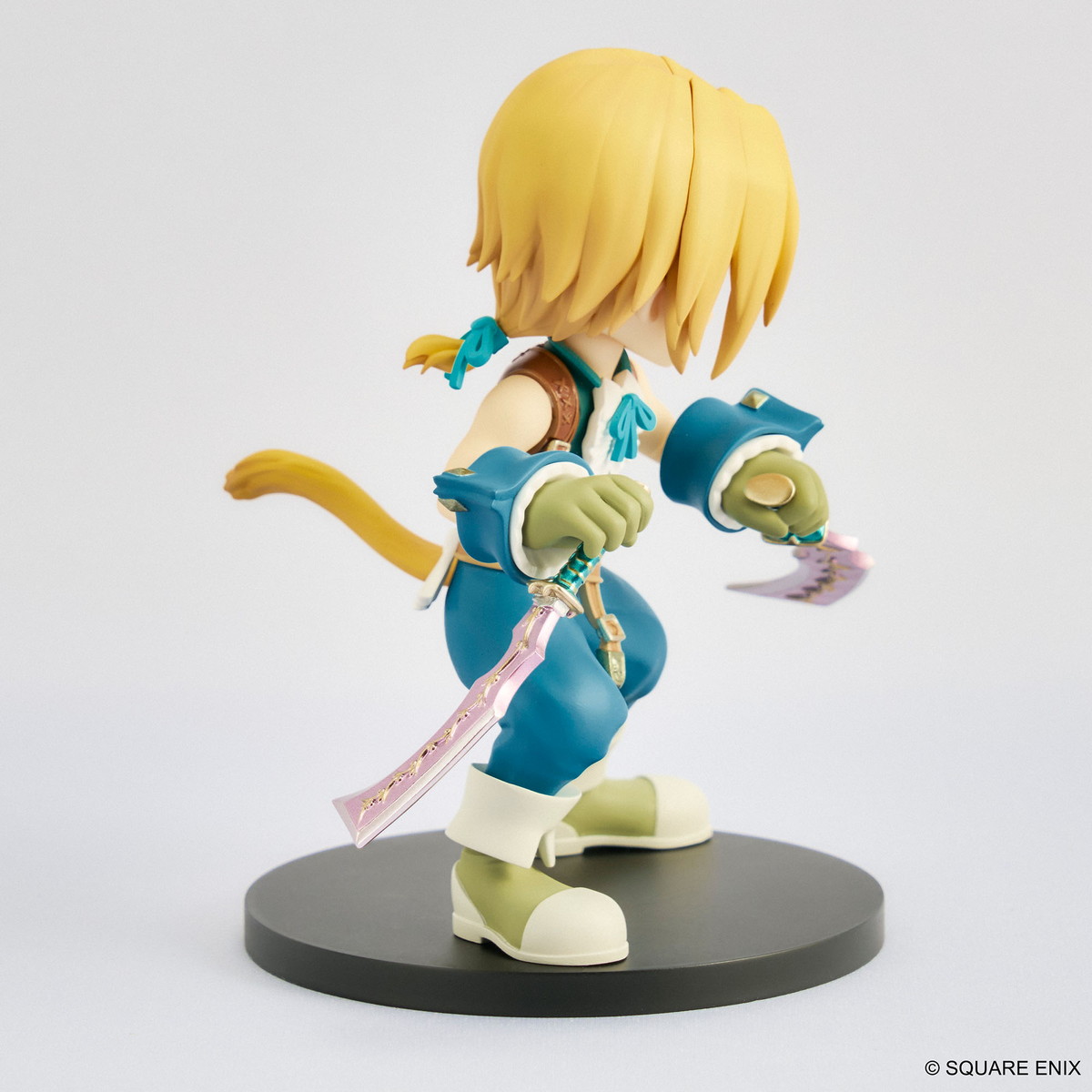 ファイナルファンタジーIX「アドラブルアーツ ジタン・トライバル」のフィギュア画像