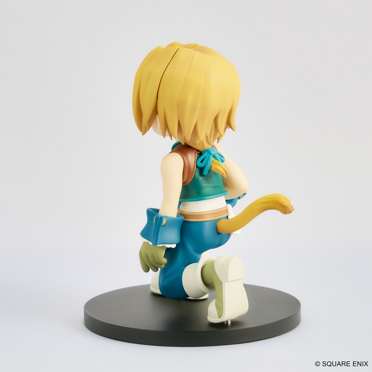 ファイナルファンタジーIX「アドラブルアーツ ジタン・トライバル」のフィギュア画像