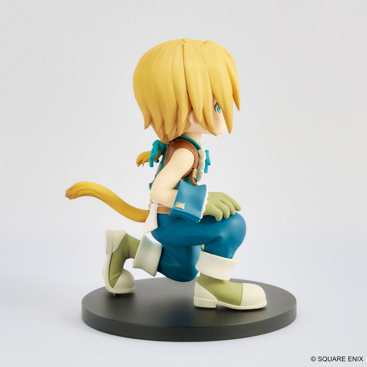 ファイナルファンタジーIX「アドラブルアーツ ジタン・トライバル」のフィギュア画像