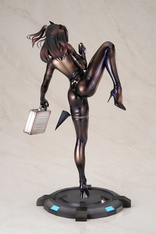 ブラウンダスト2「シェラザード コードネームS ver. アクリル展示ケース付きスペシャル版」のフィギュア画像