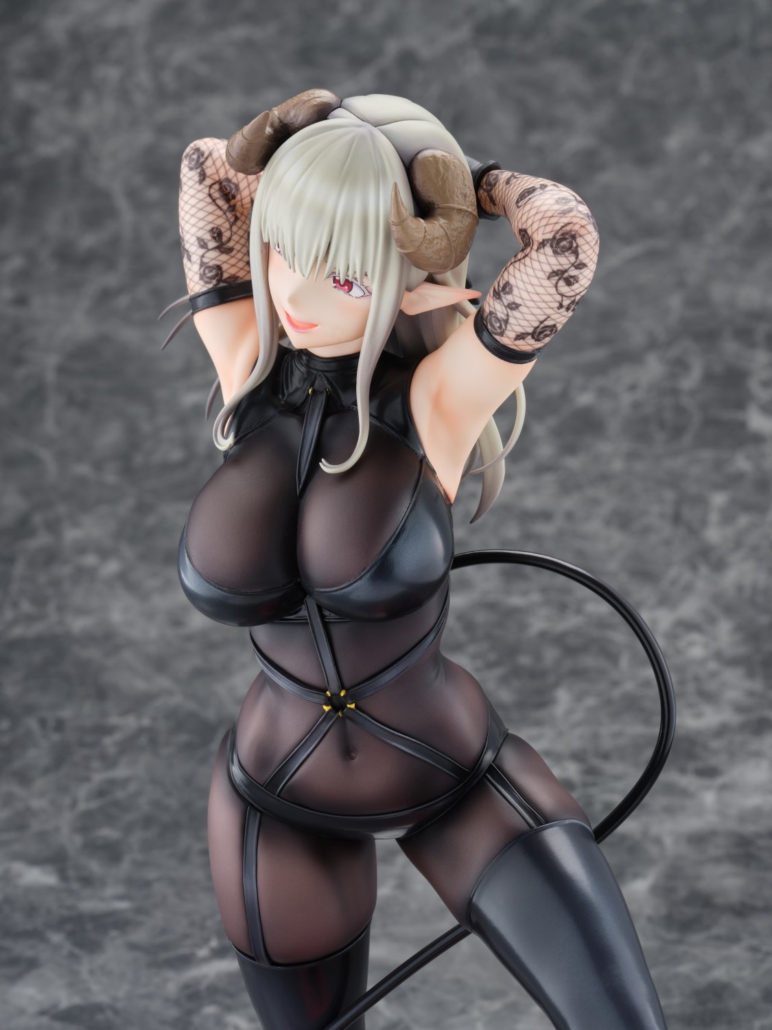 2.5次元の誘惑「ラスタロッテ 幻の衣装/まゆら」のフィギュア画像
