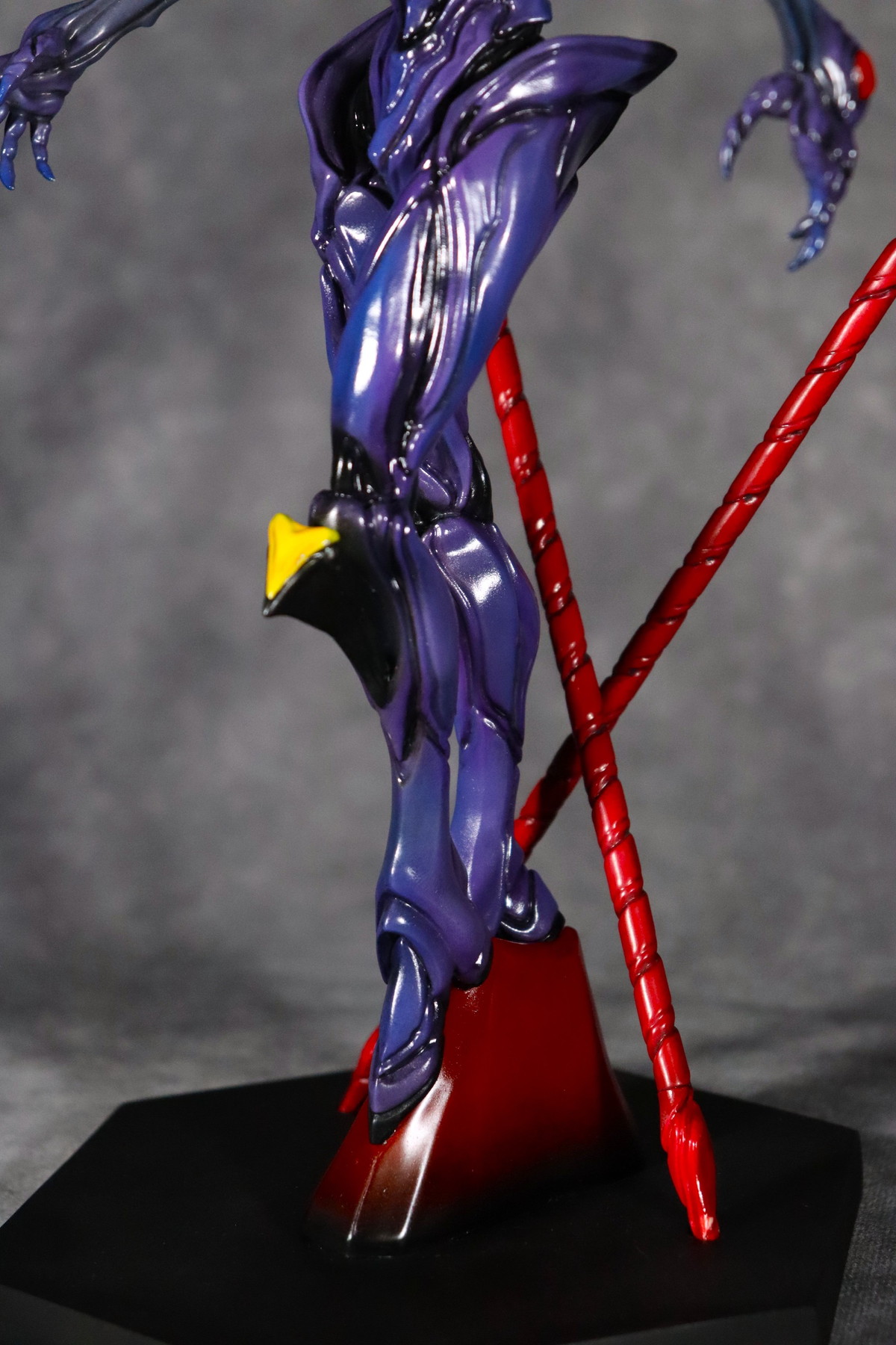 ヱヴァンゲリヲン新劇場版「CCPJAPAN×Yoshi. Project 第5弾 エヴァンゲリオン第13号機」のフィギュア画像