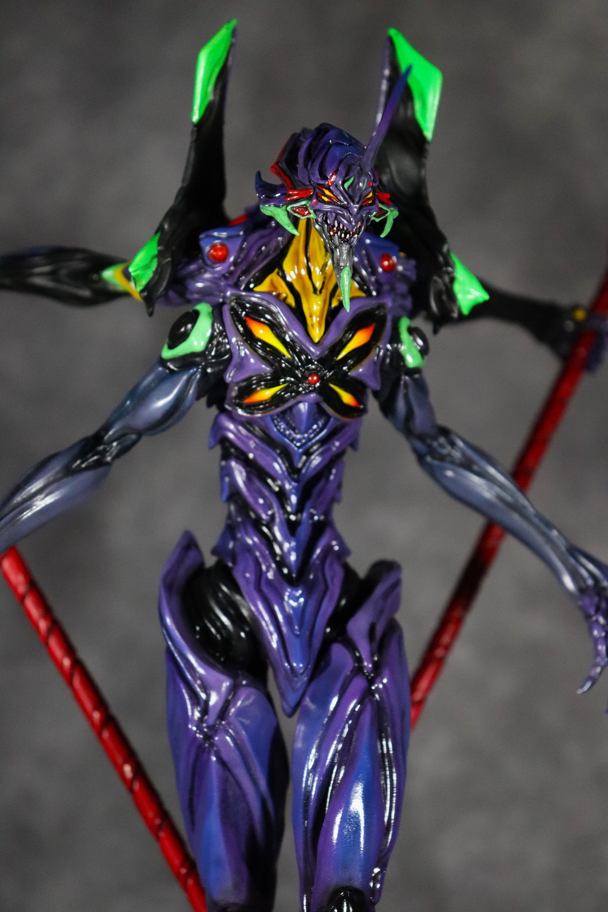 ヱヴァンゲリヲン新劇場版「CCPJAPAN×Yoshi. Project 第5弾 エヴァンゲリオン第13号機」のフィギュア画像