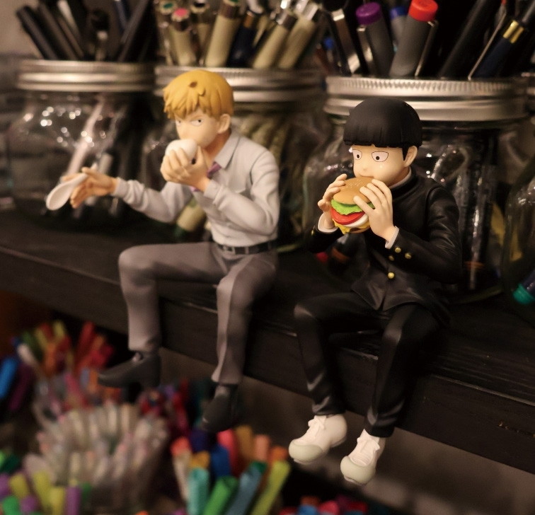 モブサイコ100「モブサイコ100 III×文房具カフェ 2022 フィギュア 影山茂夫&エクボ」のフィギュア画像