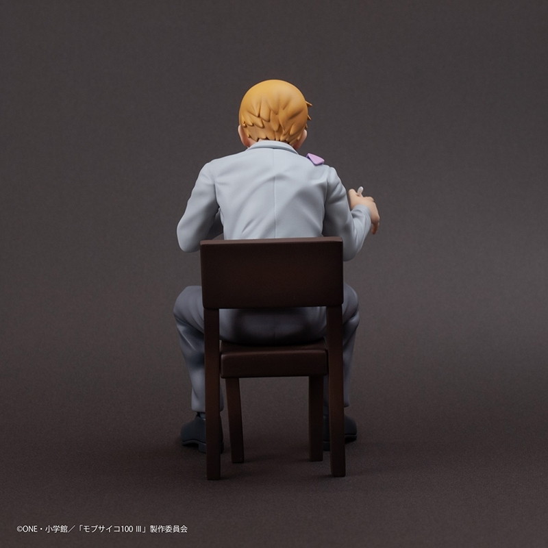 モブサイコ100「モブサイコ100 III×文房具カフェ 2022 フィギュア 霊幻新隆」のフィギュア画像