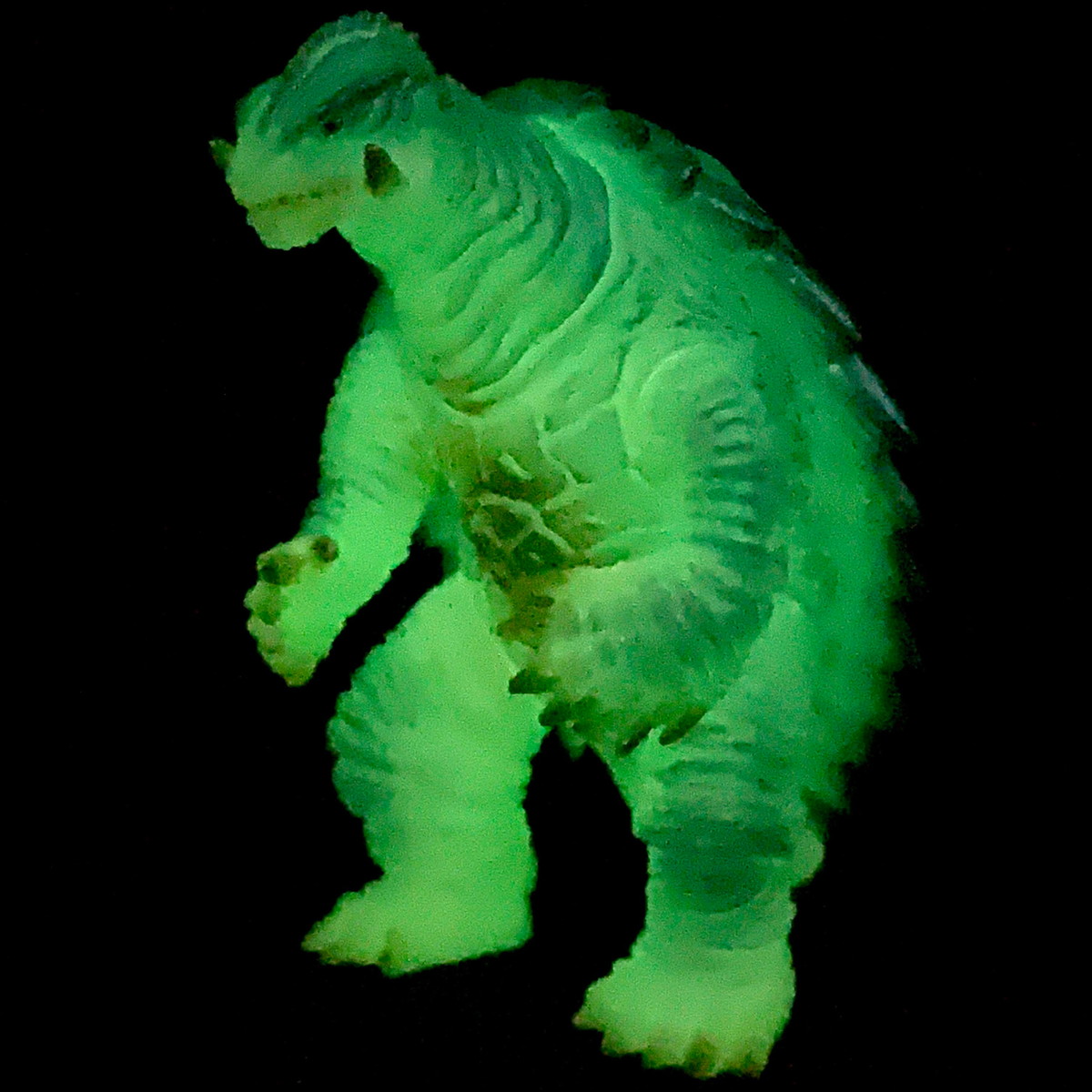 ガメラ「ミドルサイズシリーズ ガメラ【第6弾】ガメラ(1999)ルミナスブルー Ver.」のフィギュア画像