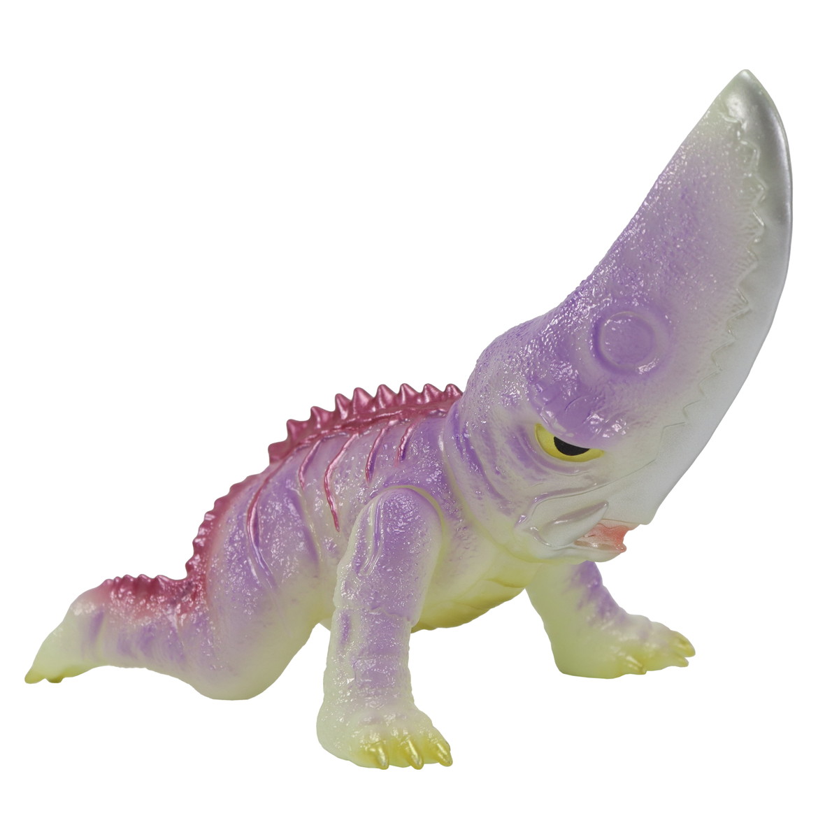 ガメラ「ミドルサイズシリーズ ガメラ【第6弾】ギロン(1969)ルミナスパープル Ver.」のフィギュア画像