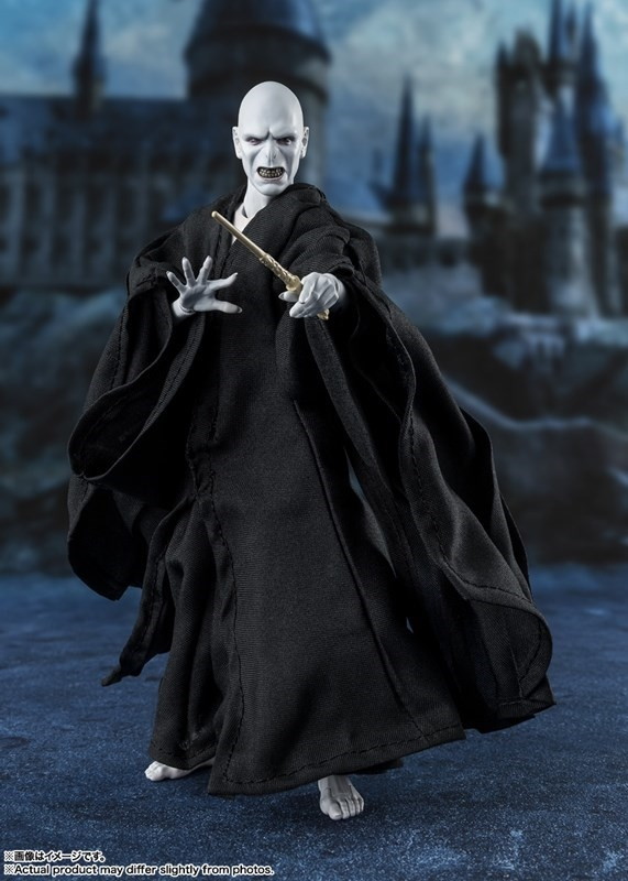ハリー・ポッターと炎のゴブレット「S.H.Figuarts ヴォルデモート卿」のフィギュア画像