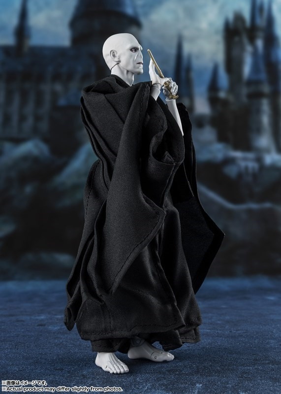 ハリー・ポッターと炎のゴブレット「S.H.Figuarts ヴォルデモート卿」のフィギュア画像