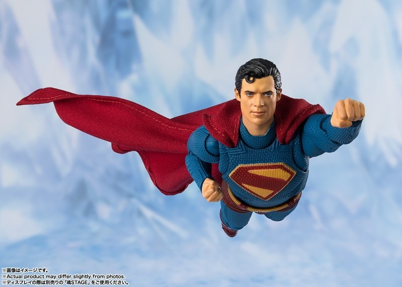 スーパーマン「S.H.Figuarts スーパーマン」のフィギュア画像