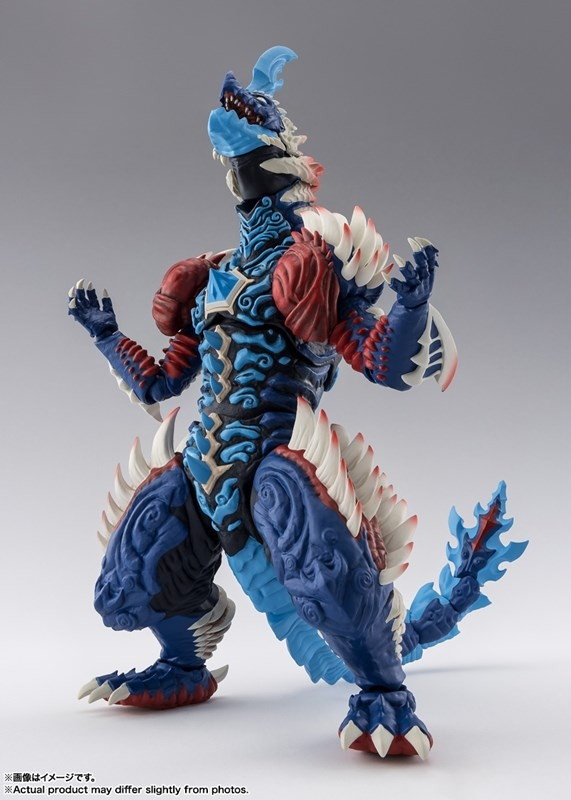 ウルトラマンオメガ「S.H.Figuarts レキネス」のフィギュア画像