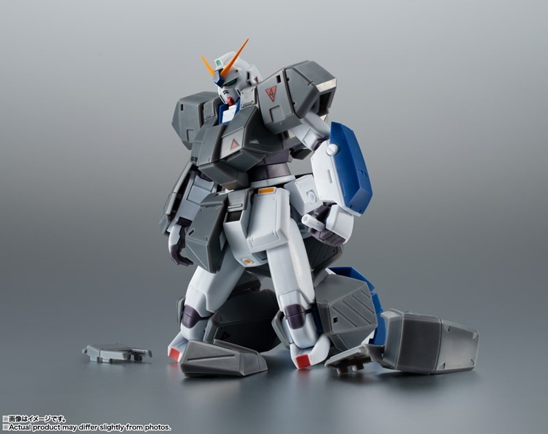 機動戦士ガンダム0080 ポケットの中の戦争「ROBOT魂 ＜SIDE MS＞ RX-78NT-1 ガンダムNT-1＆チョバム・アーマー ver. A.N.I.M.E.」のフィギュア画像