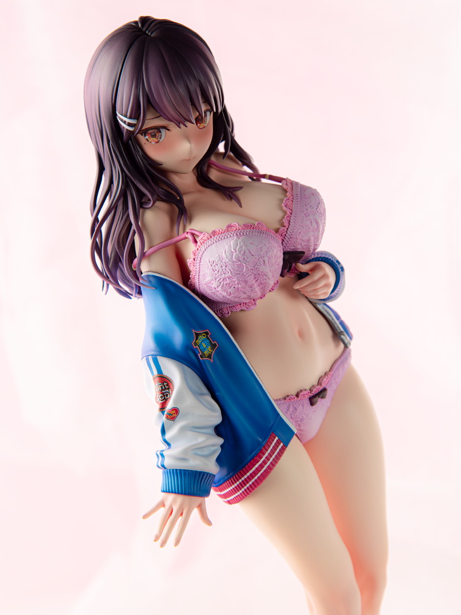 「スカジャン彼女はクールでいたい！ 神楽京香」のフィギュア画像