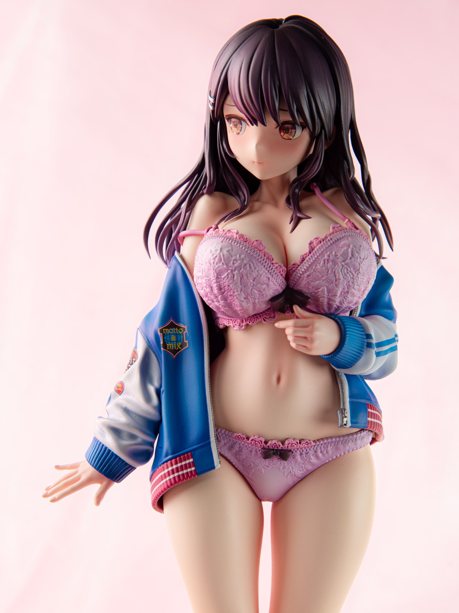 「スカジャン彼女はクールでいたい！ 神楽京香」のフィギュア画像