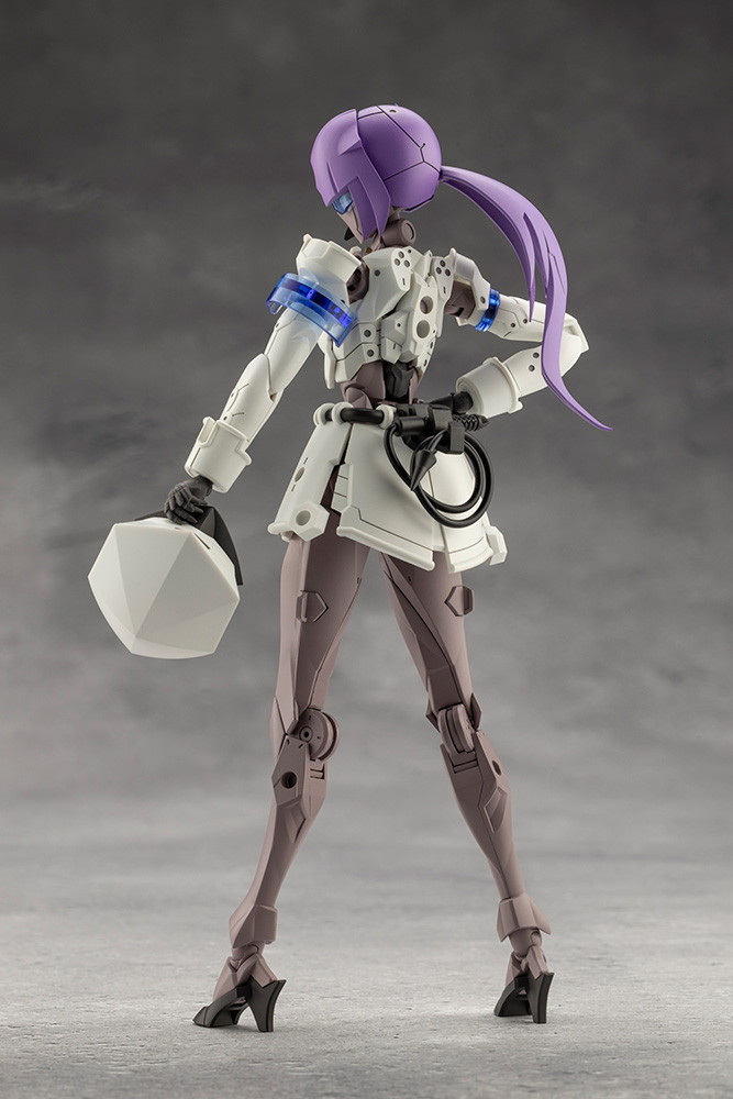 無限邂逅メガロマリア「ヴァンガード・リーダー」のフィギュア画像
