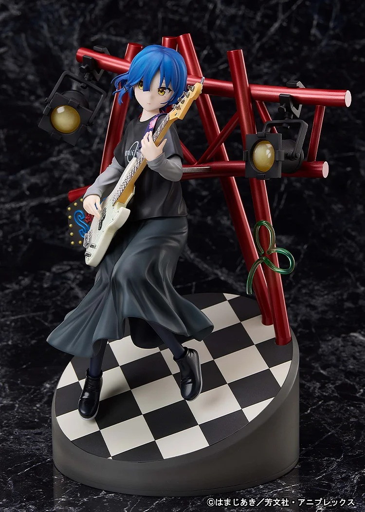 ぼっち・ざ・ろっく！「山田リョウ」のフィギュア画像