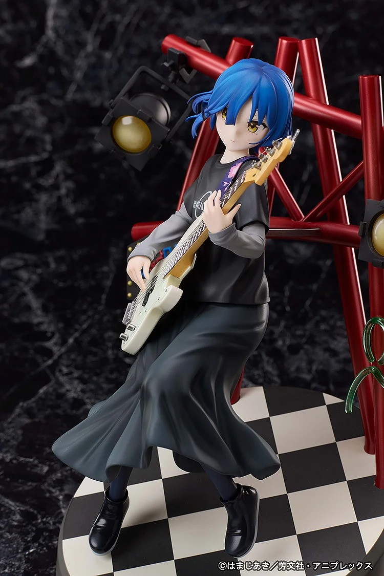 ぼっち・ざ・ろっく！「山田リョウ」のフィギュア画像