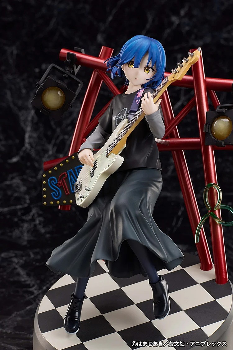ぼっち・ざ・ろっく！「山田リョウ」のフィギュア画像