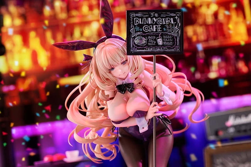 はにかみ彼女「鐘堂 英麗奈」のフィギュア画像