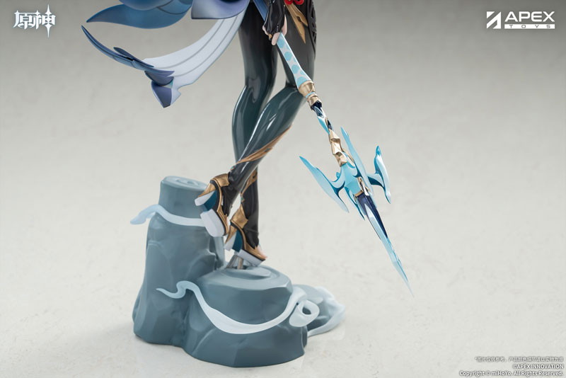 原神「申鶴・孤辰悲哀Ver.」のフィギュア画像