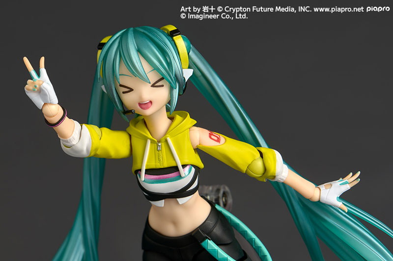 Fit Boxing feat. 初音ミク「リボルテック アメイジング・ヤマグチ 初音ミク Fit Boxing Ver.」のフィギュア画像