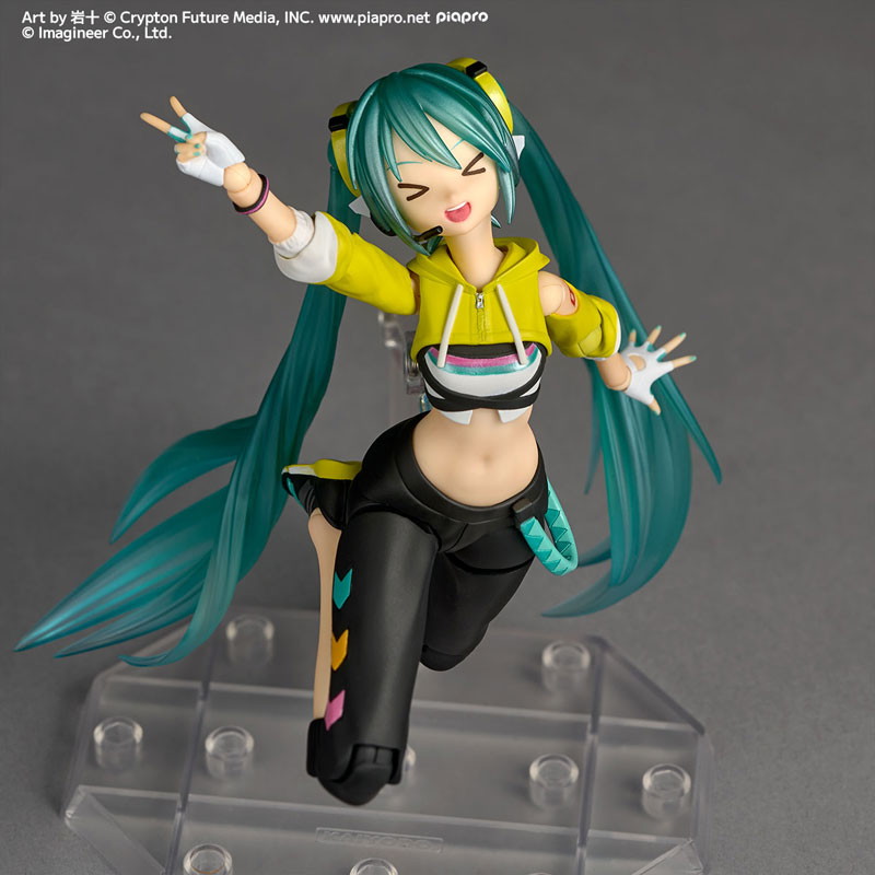 Fit Boxing feat. 初音ミク「リボルテック アメイジング・ヤマグチ 初音ミク Fit Boxing Ver.」のフィギュア画像