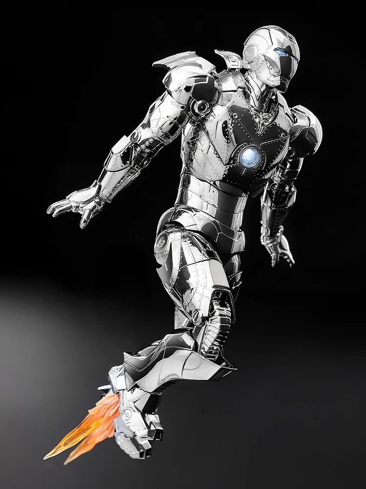 インフィニティ・サーガ「DLX アイアンマン・マーク2(クローム・エディション)」のフィギュア画像