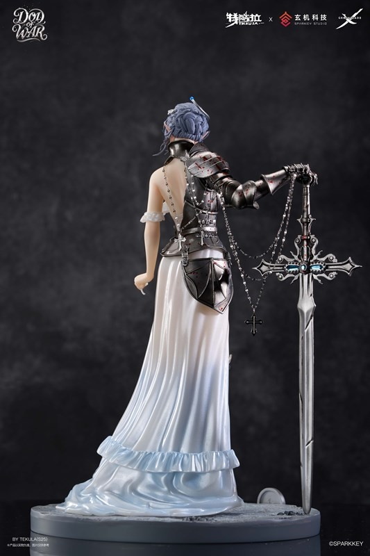 鬼刀「海琴煙 ゴッド・オブ・ウォーVer.」のフィギュア画像