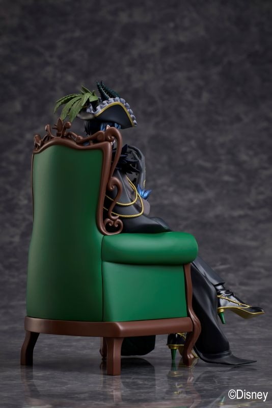 ディズニー ツイステッドワンダーランド「マレウス・ドラコニア」のフィギュア画像