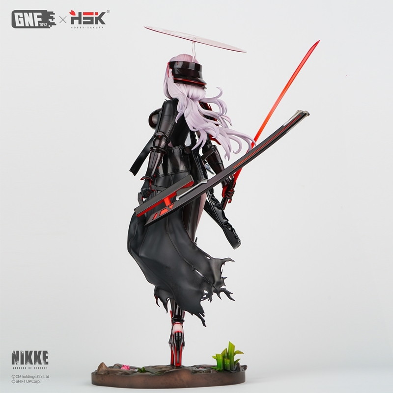 勝利の女神：NIKKE「紅蓮：ブラックシャドウ」のフィギュア画像