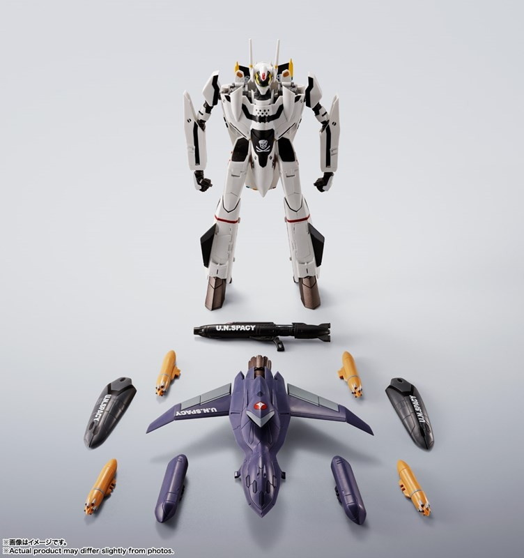 マクロスゼロ「HI-METAL R VF-0Sフェニックス（ロイ・フォッカー機） ＋ QF-2200D-B ゴースト」のフィギュア画像