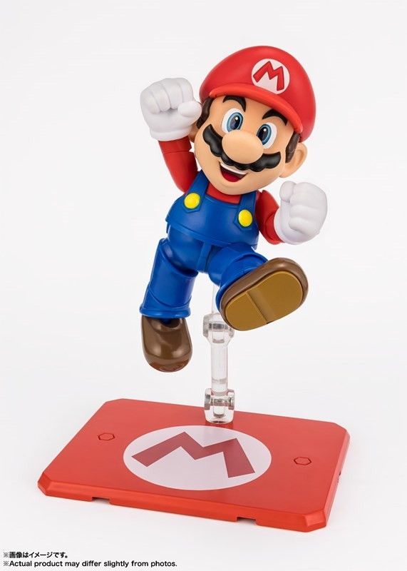 スーパーマリオ「S.H.Figuarts マリオ (SUPER MARIO)」のフィギュア画像