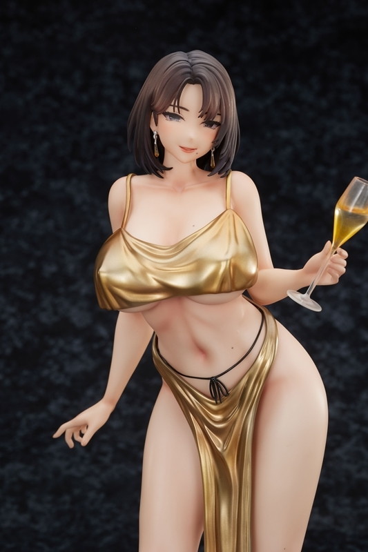 「ナイトドレス 九条千草 Illustrated by 弱電波」のフィギュア画像