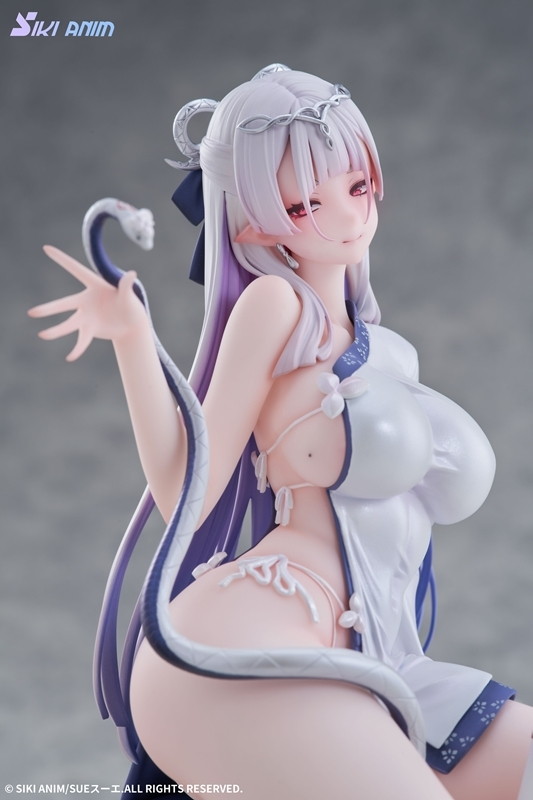 「青白蛇のイロ」のフィギュア画像