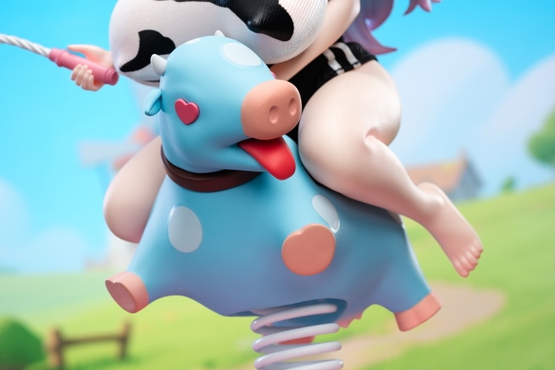 「歌劇団コスプレシリーズ 牛娘」のフィギュア画像