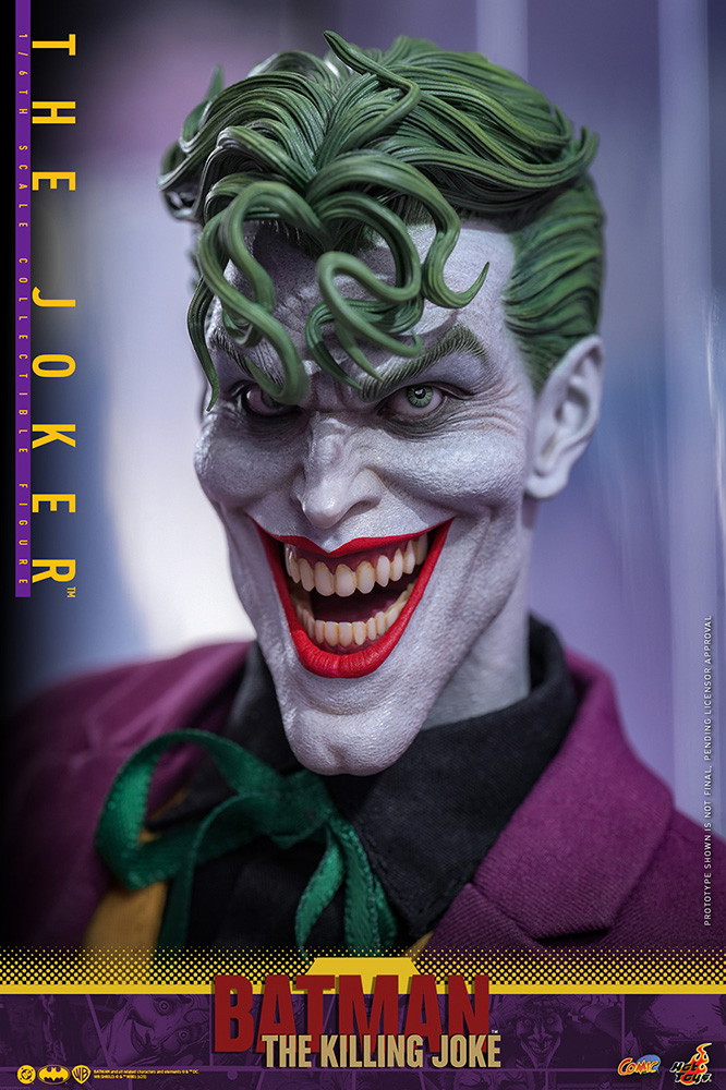 バットマン：キリングジョーク「ジョーカー」のフィギュア画像