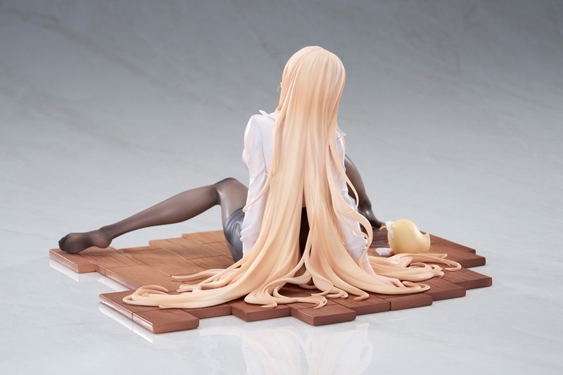アズールレーン「インプラカブル 迷える指揮官を導いてVer.」のフィギュア画像